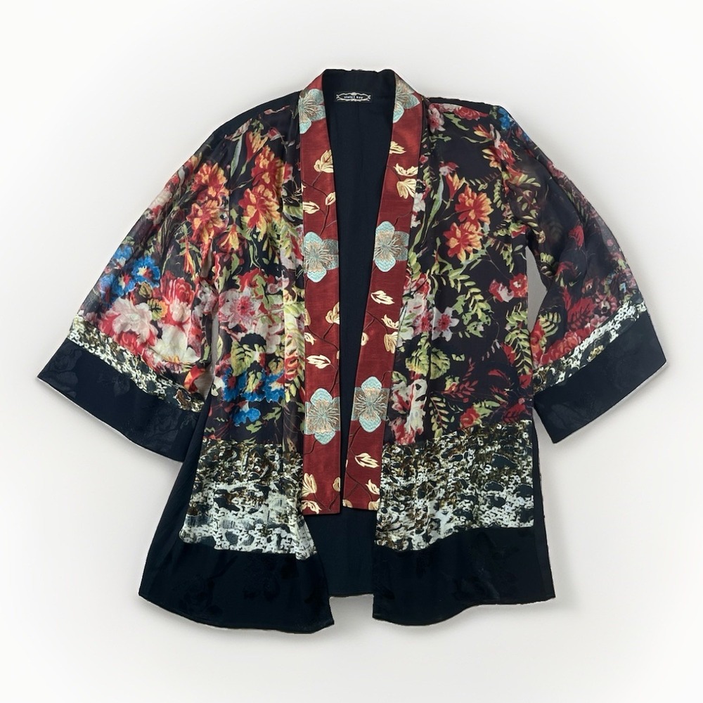 Violet Kay Women Kimono Topper  Size M / L Black Floral Silk No Tag EUC